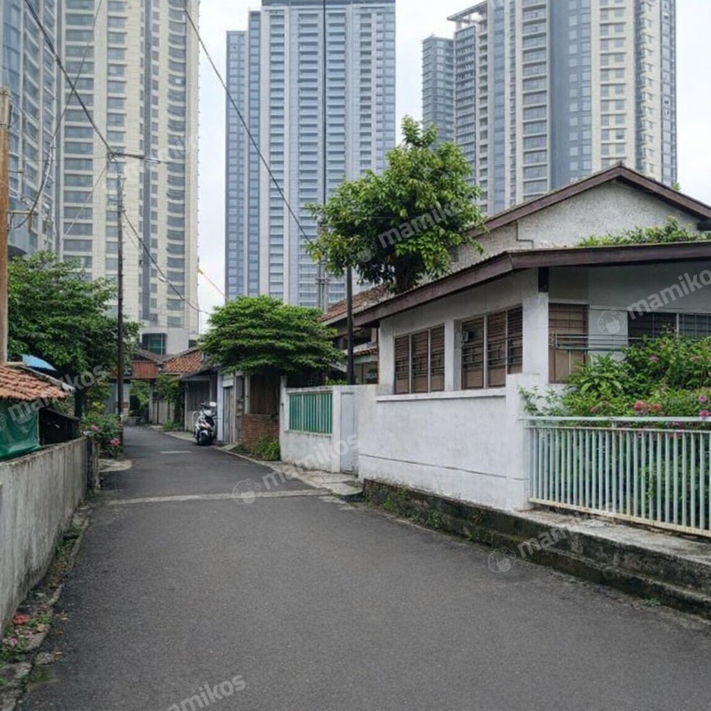 Rumah Sertifikat SHM 4 Kamar Tidur 3 Kamar Mandi Tanjung Duren Jakarta Barat - Photo 2