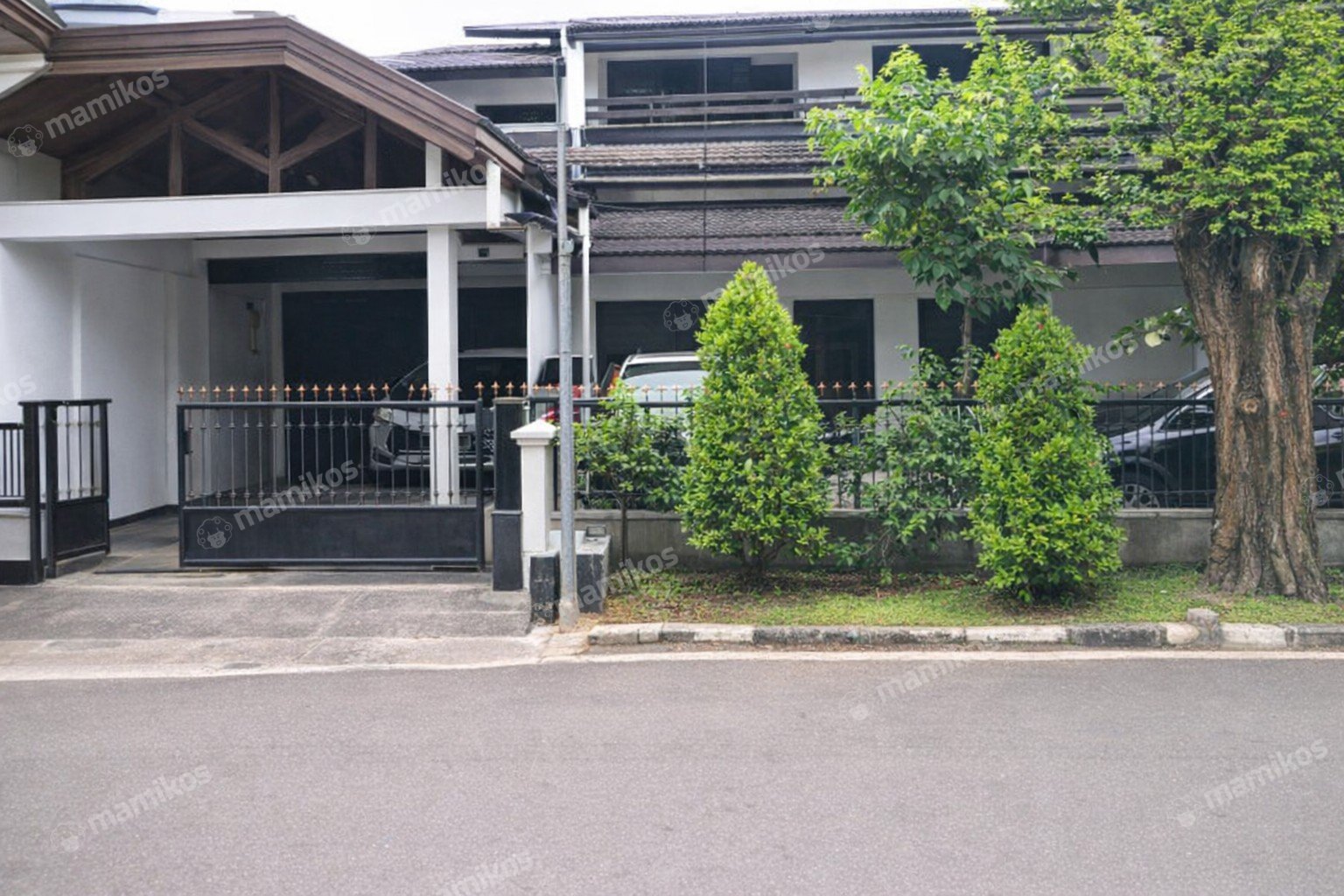 Rumah Sertifikat SHM 10 Kamar Tidur 9 Kamar Mandi Kemanggisan Jakarta Barat - Photo 3