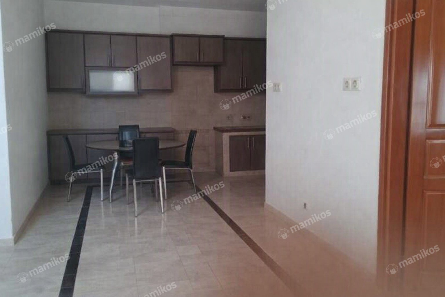 Rumah Sertifikat SHM 6 Kamar Tidur 3 Kamar Mandi Sunter Jakarta Utara - Photo 2