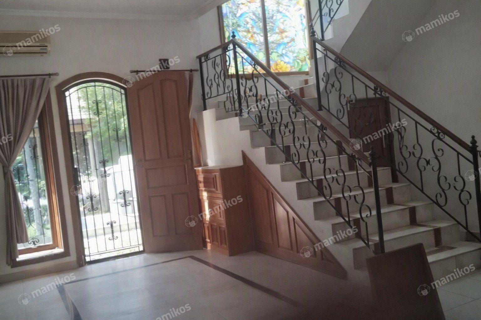 Rumah Sertifikat SHM 6 Kamar Tidur 3 Kamar Mandi Sunter Jakarta Utara - Photo 5