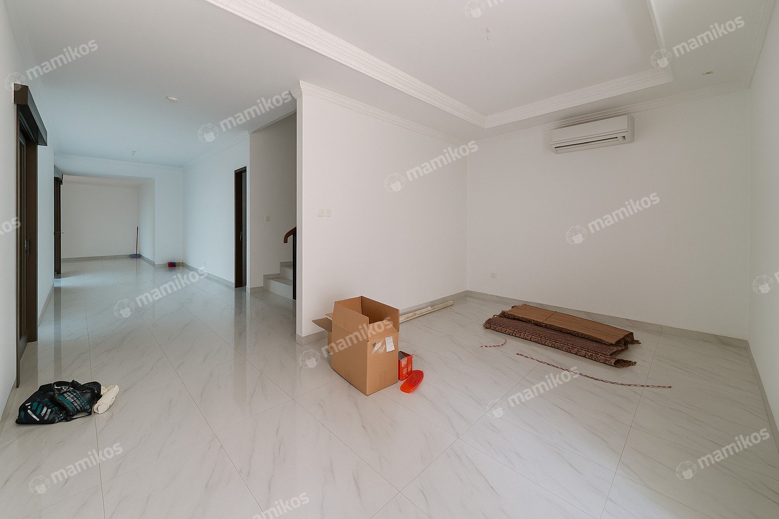 Rumah Sertifikat SHM 6 Kamar Tidur 3 Kamar Mandi Tomang Jakarta Barat - Photo 2