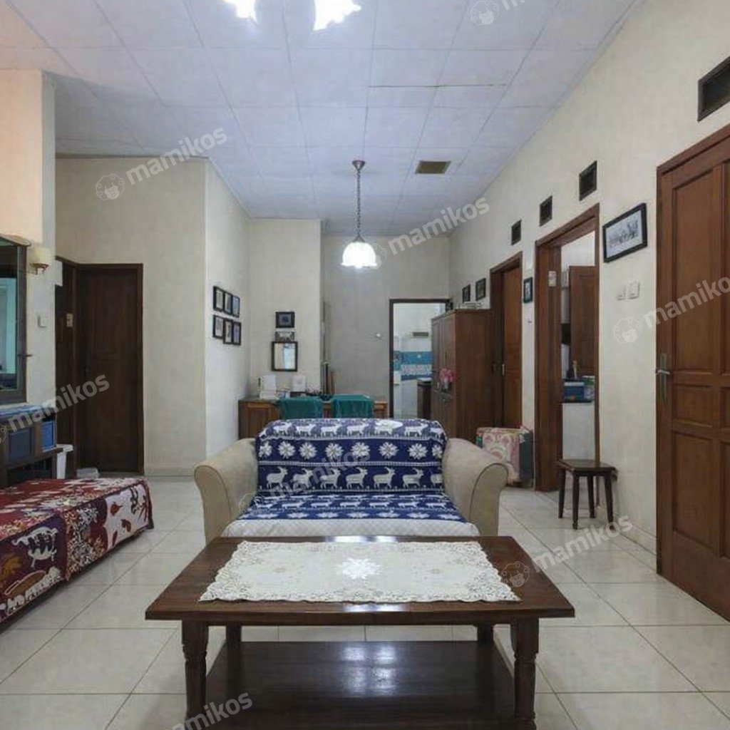 Rumah Sertifikat SHM 3 Kamar Tidur 2 Kamar Mandi Ragunan Jakarta Selatan - Photo 2
