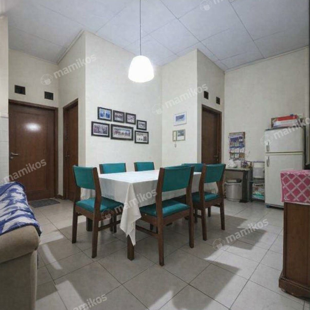 Rumah Sertifikat SHM 3 Kamar Tidur 2 Kamar Mandi Ragunan Jakarta Selatan - Photo 4