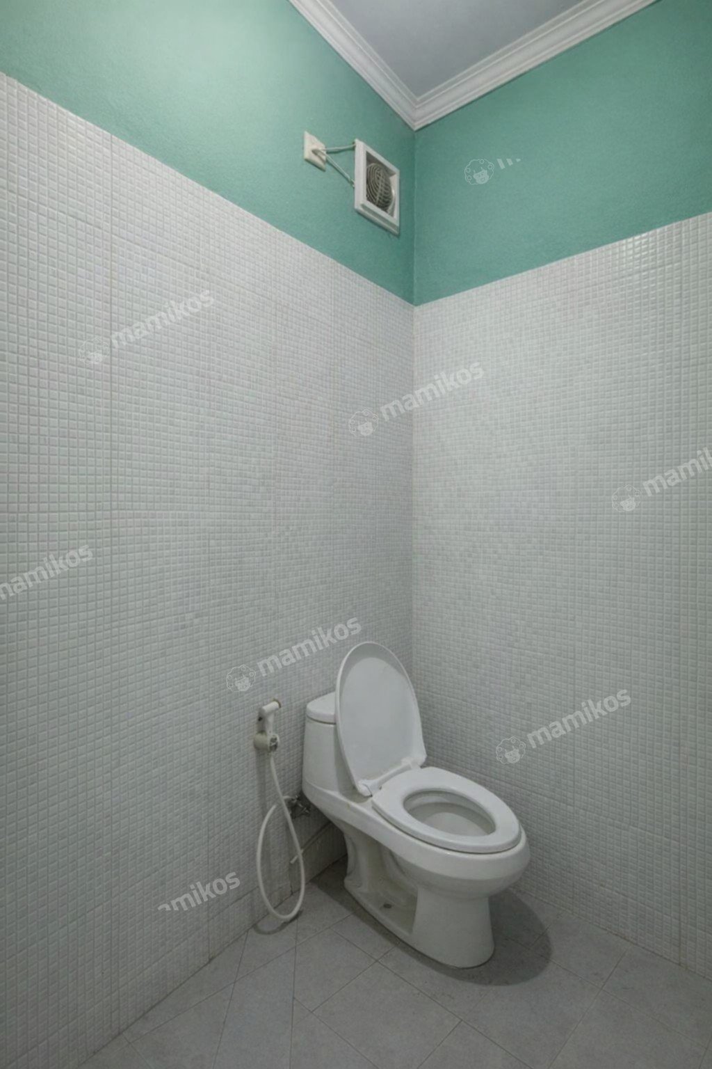 Rumah Sertifikat SHM 7 Kamar Tidur 7 Kamar Mandi Kebayoran Baru Jakarta Selatan - Photo 3