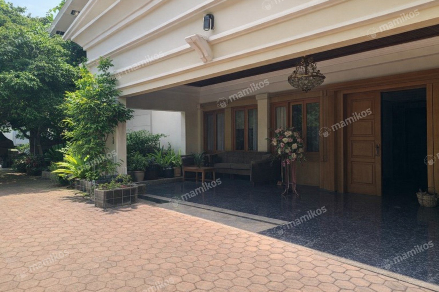 Rumah Sertifikat SHM 4 Kamar Tidur 4 Kamar Mandi Simprug Jakarta Selatan - Photo 4