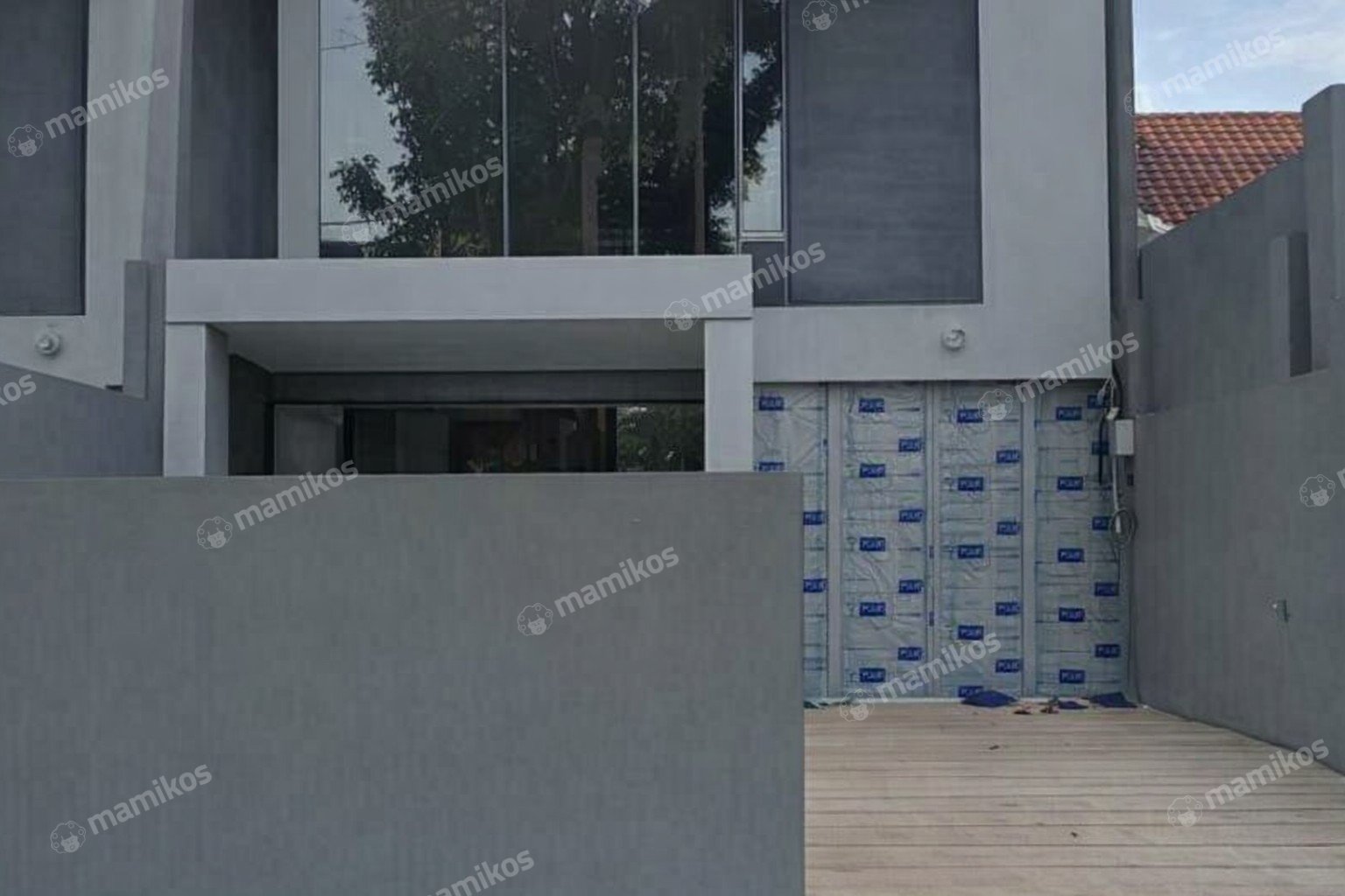 Rumah Sertifikat SHM 4 Kamar Tidur 4 Kamar Mandi Cinere Jakarta Selatan