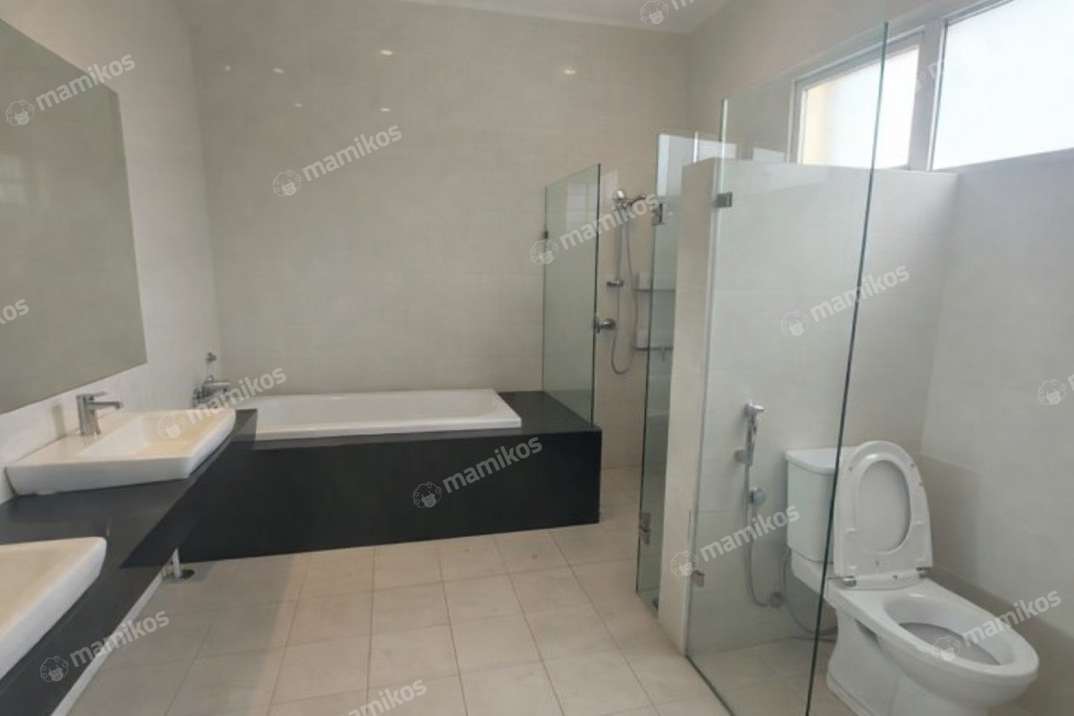 Rumah 3 Lantai Pantai Indah Kapuk Jakarta Utara - Photo 3