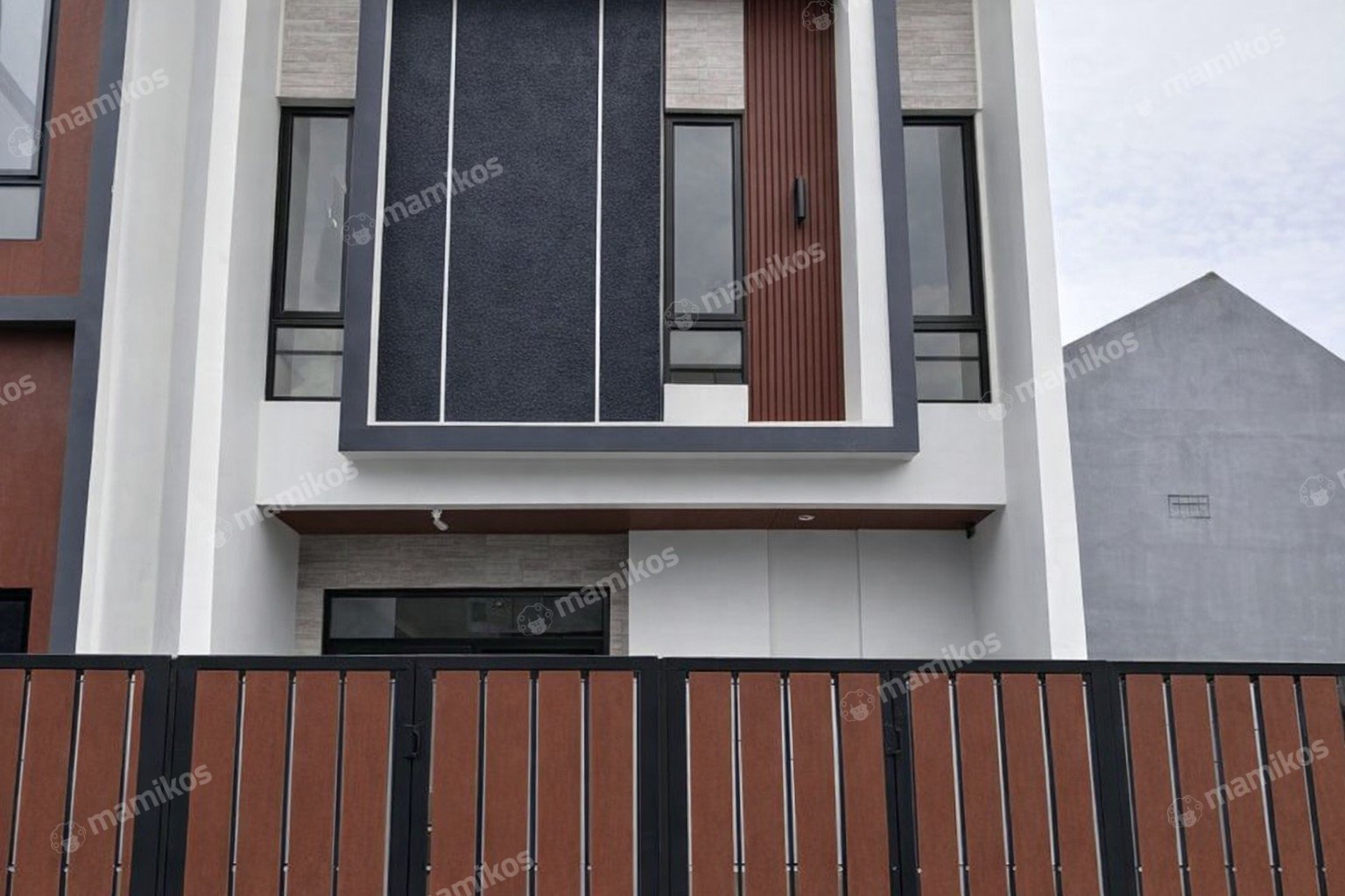 Rumah 4KT 4KM Metland Puri Jakarta Barat