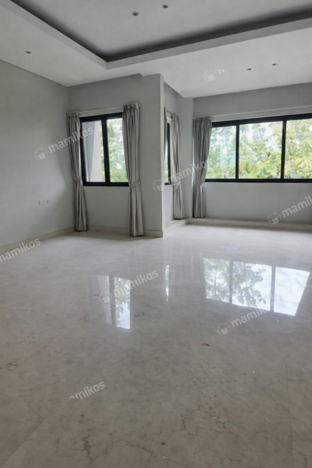 Rumah Sertifikat SHM 5 Kamar Tidur 3 Kamar Mandi Pantai Indah Kapuk Jakarta Utara - Photo 3