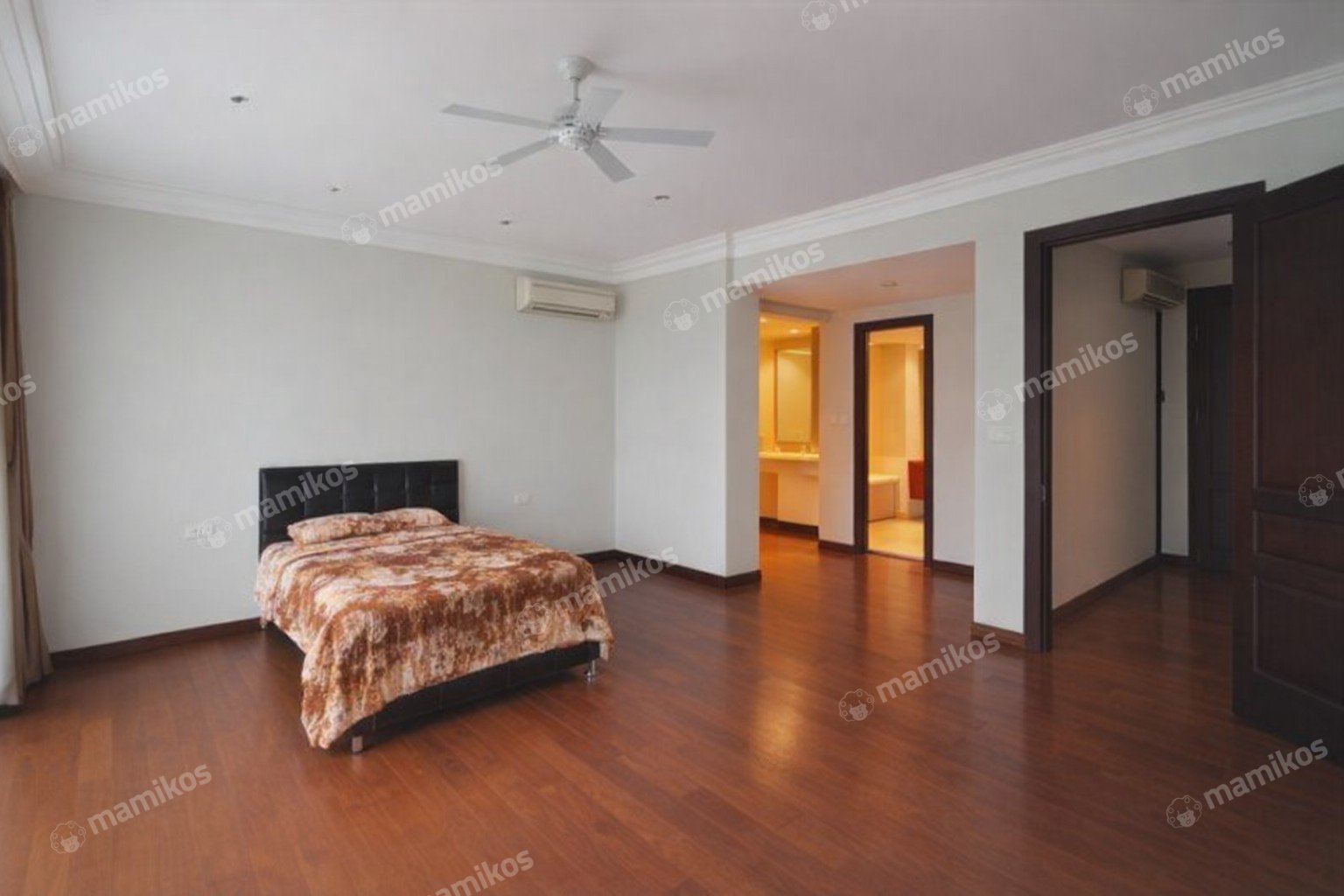 Rumah Sertifikat SHM 4 Kamar Tidur 4 Kamar Mandi Kebayoran Baru Jakarta Selatan - Photo 2