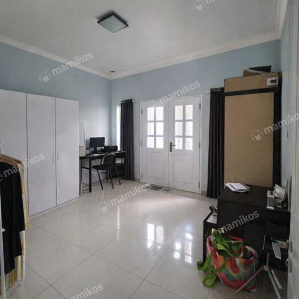 Rumah Sertifikat SHM 4 Kamar Tidur 4 Kamar Mandi Duren Sawit Jakarta Timur - Photo 4
