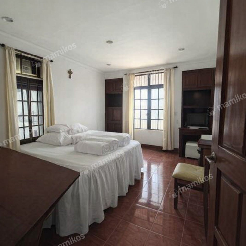 Rumah Sertifikat SHM 6 Kamar Tidur 4 Kamar Mandi Pulomas Jakarta Timur - Photo 3