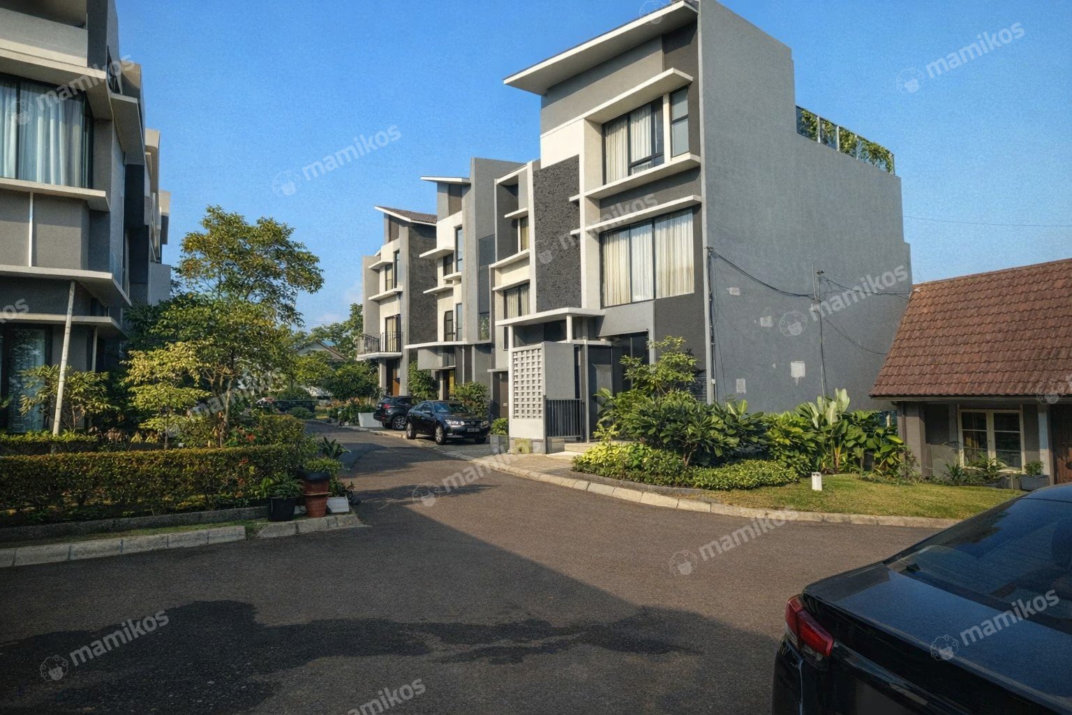 Rumah Sertifikat SHM 3 Kamar Tidur 3 Kamar Mandi Cipete Jakarta Selatan - Photo 3