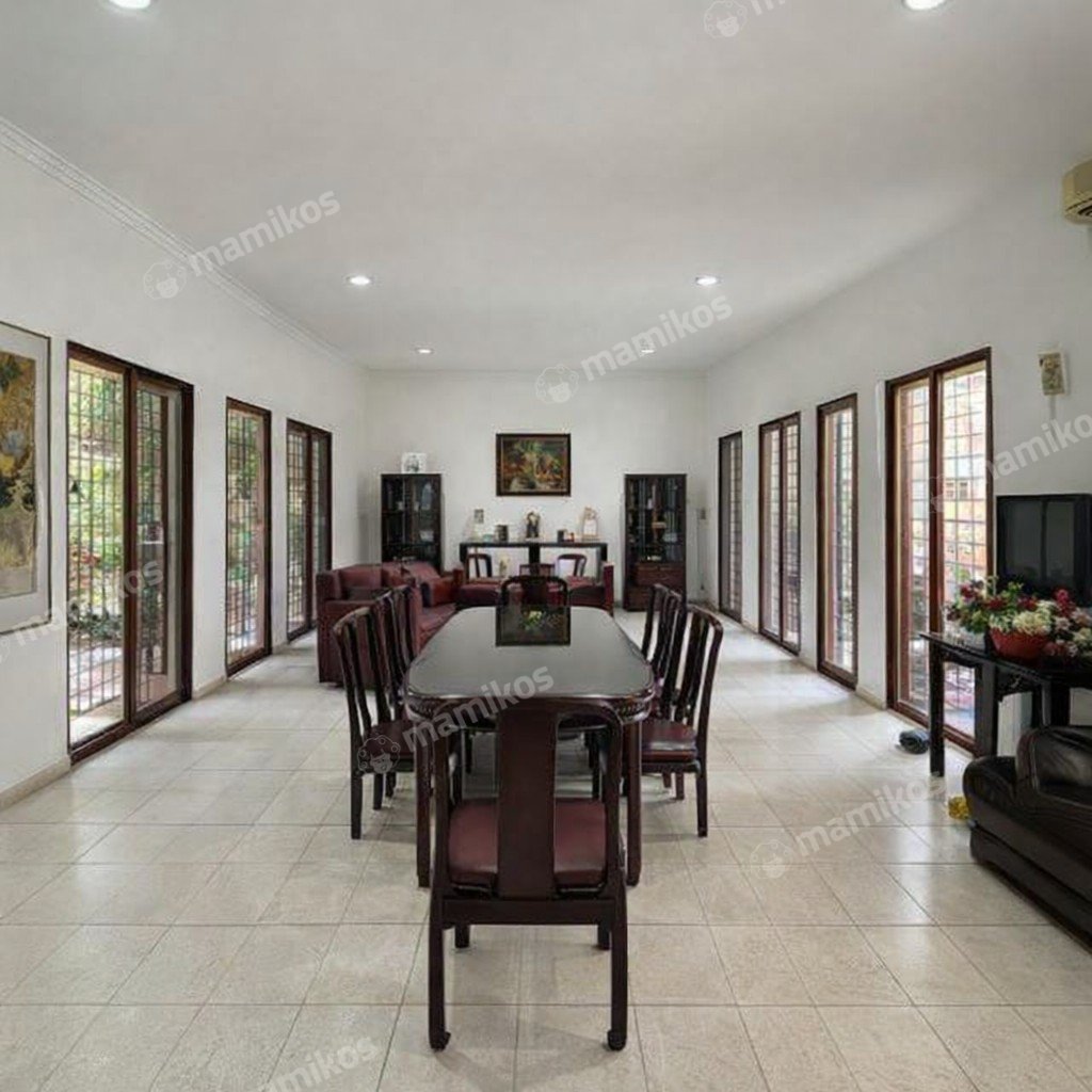 Rumah Sertifikat SHM 6 Kamar Tidur 4 Kamar Mandi Cipete Jakarta Selatan - Photo 5