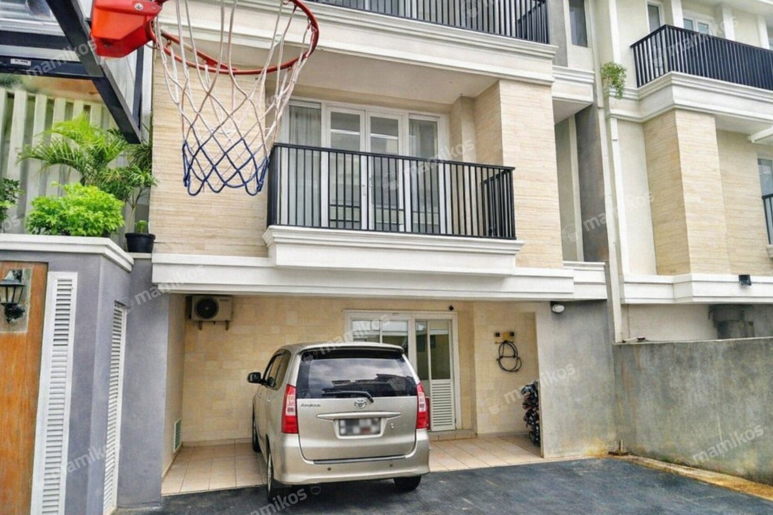 Rumah 5KT 4KM Pejaten Jakarta Selatan