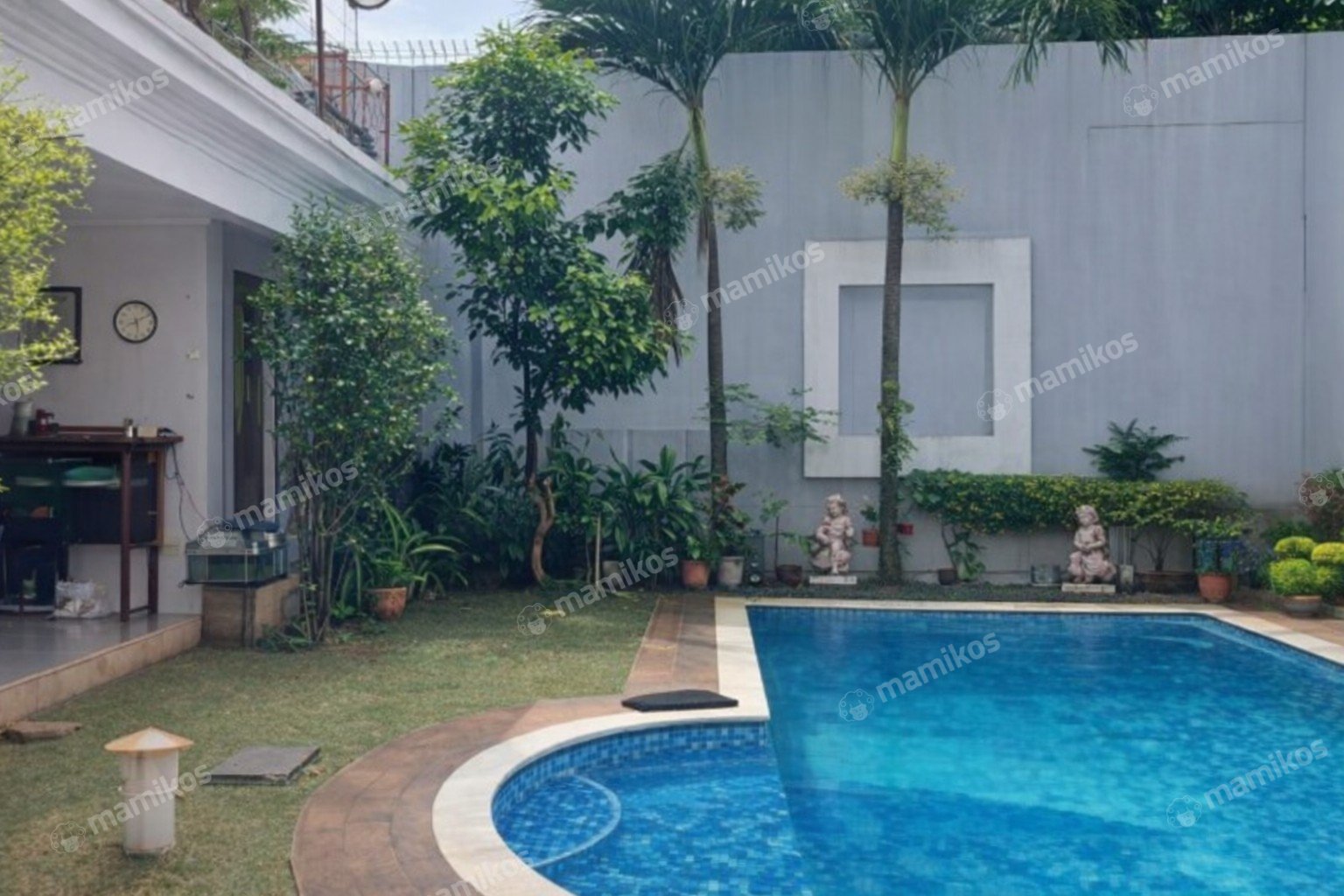 Rumah Sertifikat SHM 4 Kamar Tidur 3 Kamar Mandi Radio Dalam Jakarta Selatan