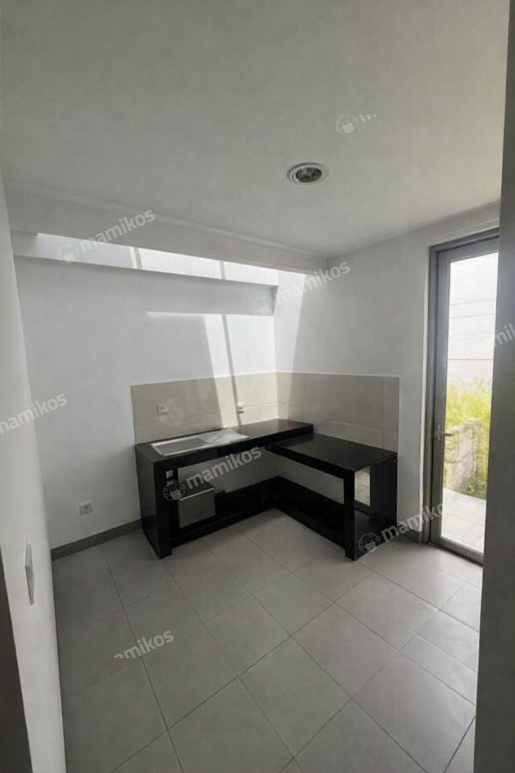 Rumah Sertifikat PPJB 4 Kamar Tidur 4 Kamar Mandi Pantai Indah Kapuk Jakarta Utara - Photo 2