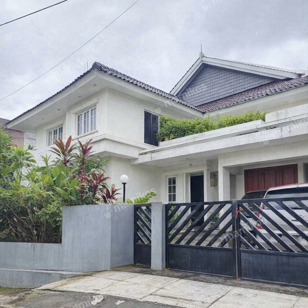 Rumah Sertifikat SHM 7 Kamar Tidur 5 Kamar Mandi Bintaro Jakarta Selatan - Photo 2