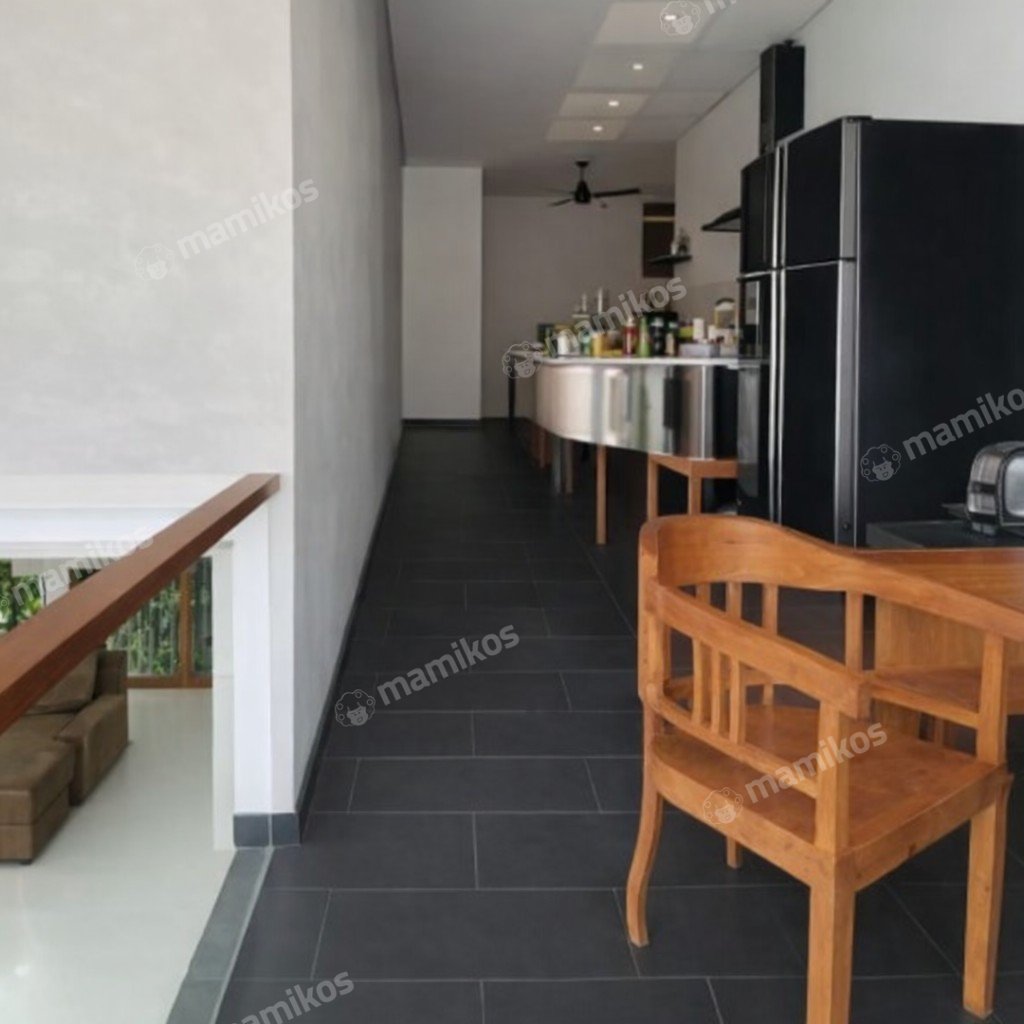 Rumah Sertifikat SHM 3 Kamar Tidur 2 Kamar Mandi Pulomas Jakarta Timur - Photo 2