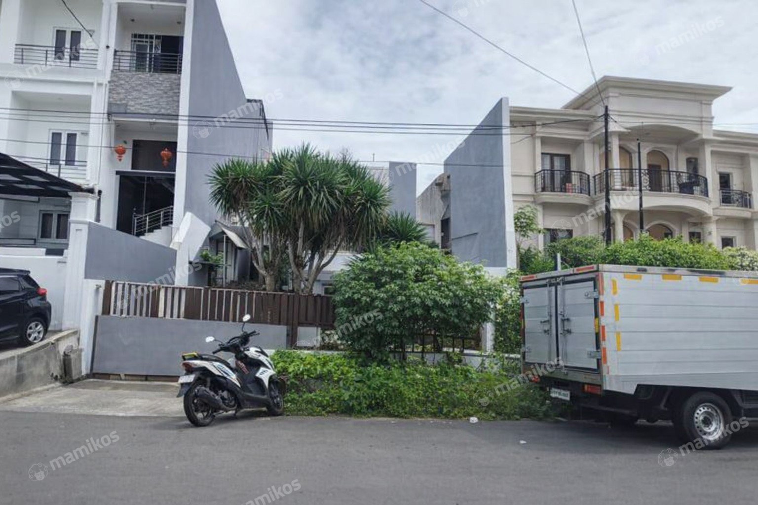 Rumah Sertifikat SHM 5 Kamar Tidur 3 Kamar Mandi Sunter Jakarta Utara