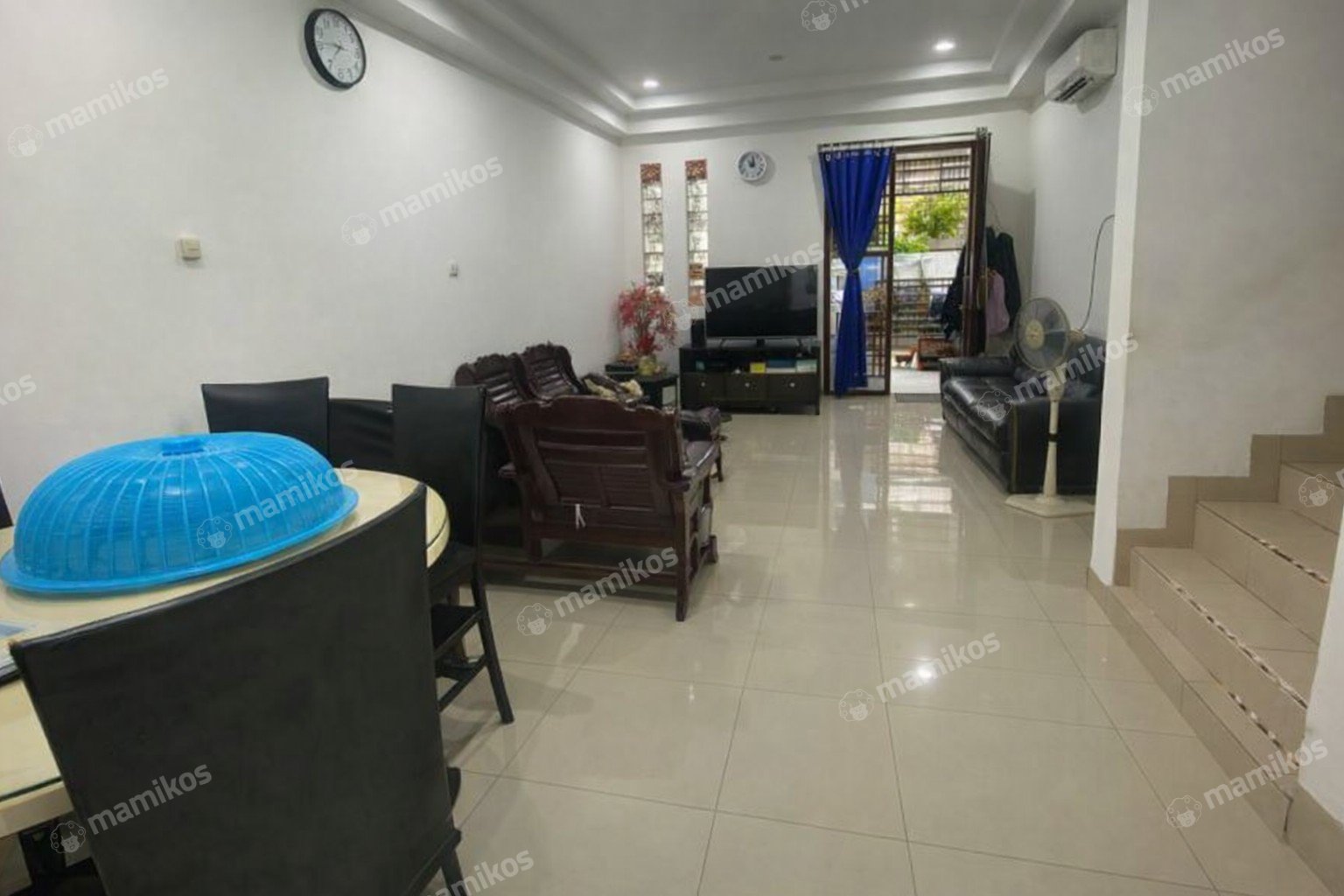 Rumah Sertifikat SHM 3 Kamar Tidur 3 Kamar Mandi Daan Mogot Jakarta Barat