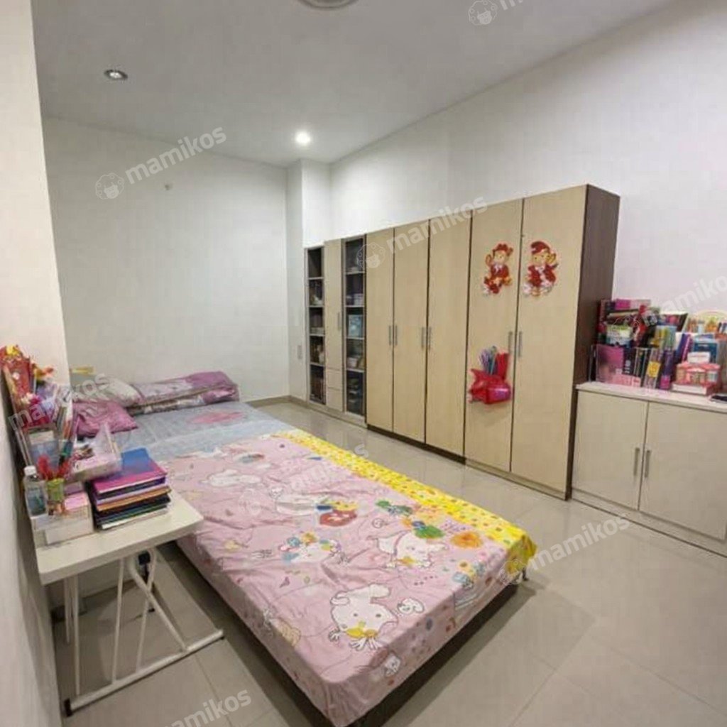Rumah Sertifikat SHM 3 Kamar Tidur 3 Kamar Mandi Daan Mogot Jakarta Barat - Photo 2