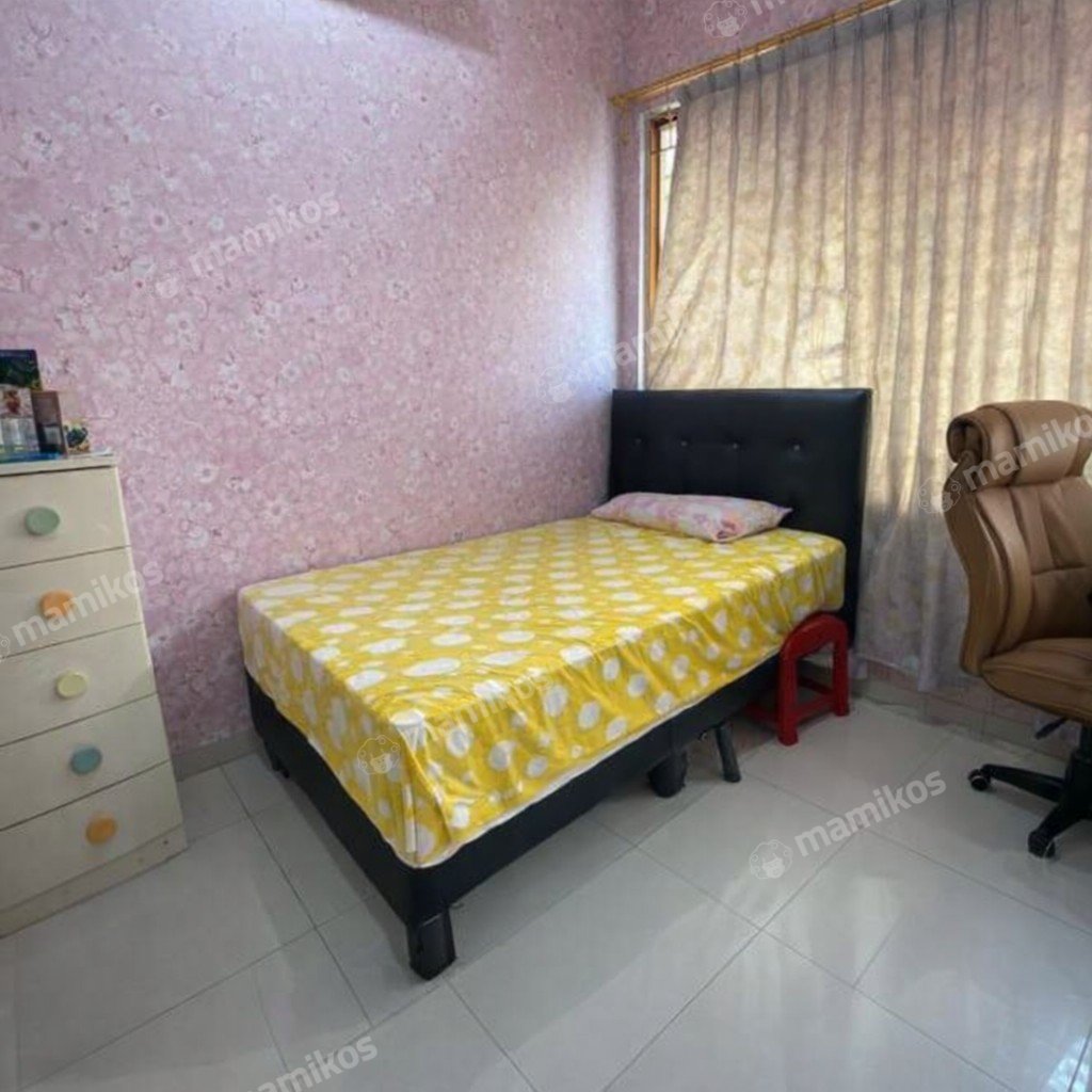 Rumah Sertifikat SHM 3 Kamar Tidur 3 Kamar Mandi Daan Mogot Jakarta Barat - Photo 4