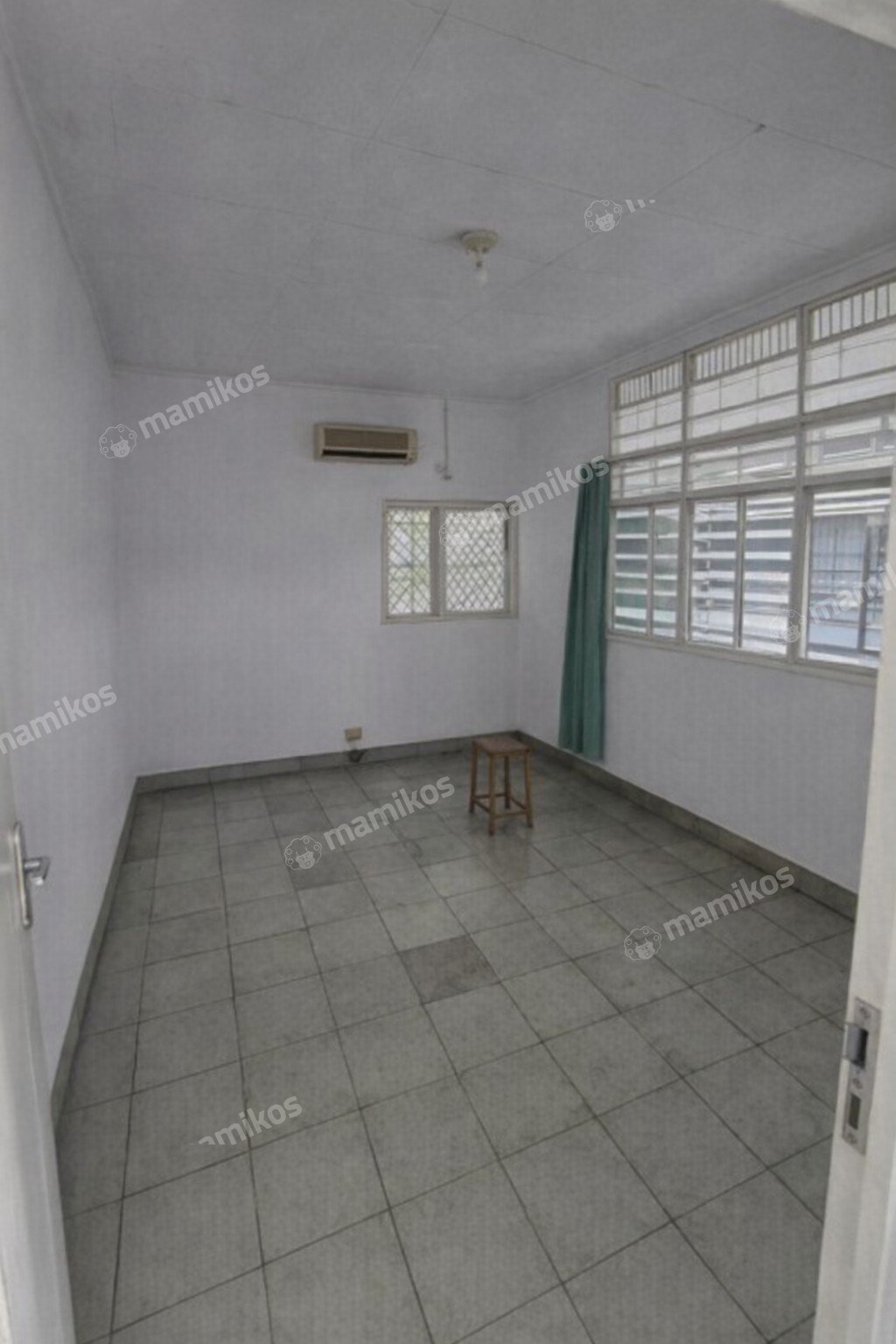 Rumah Sertifikat SHM 6 Kamar Tidur 3 Kamar Mandi Taman Kota Jakarta Barat - Photo 4
