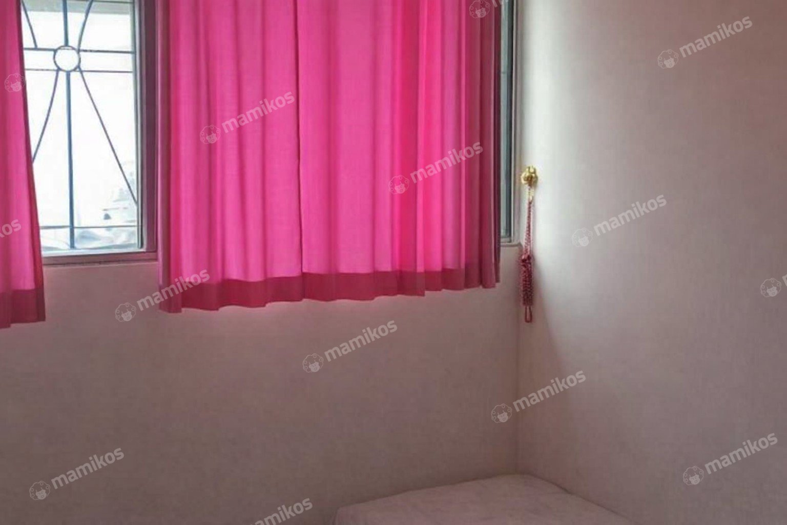 Rumah Sertifikat SHM 3 Kamar Tidur 3 Kamar Mandi Taman Palem Jakarta Barat
