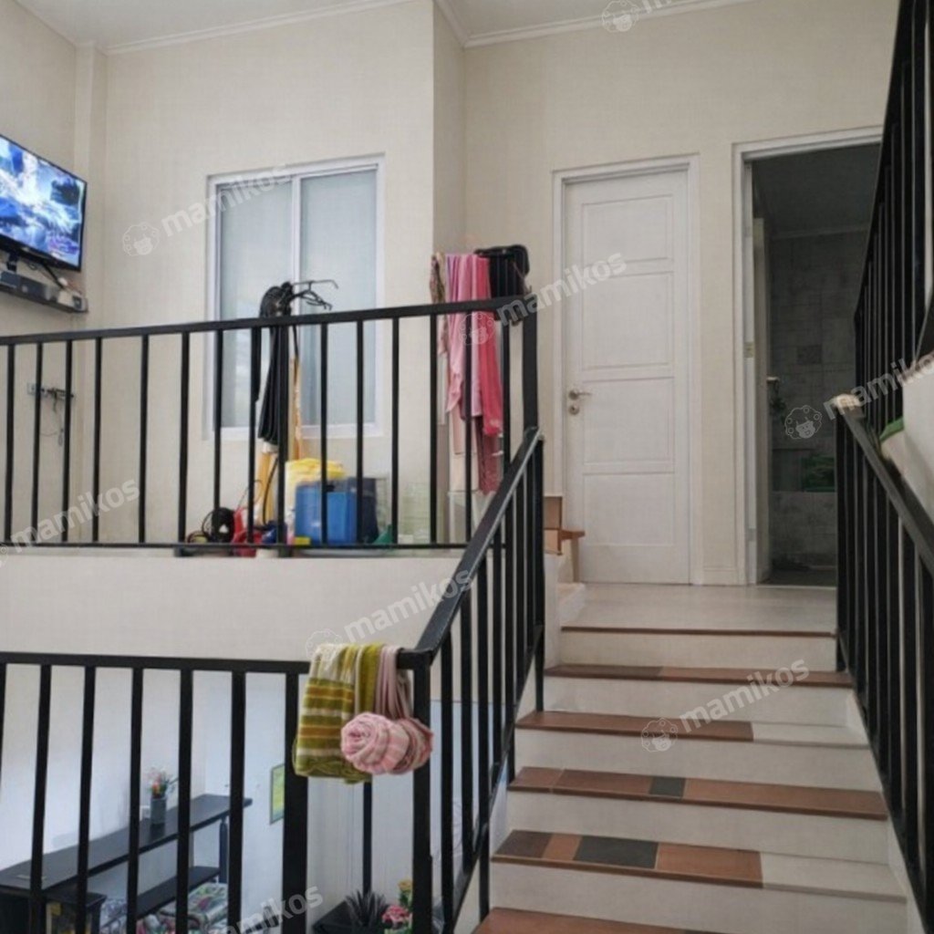 Rumah Sertifikat SHM 4 Kamar Tidur 3 Kamar Mandi Jelambar Jakarta Barat - Photo 5