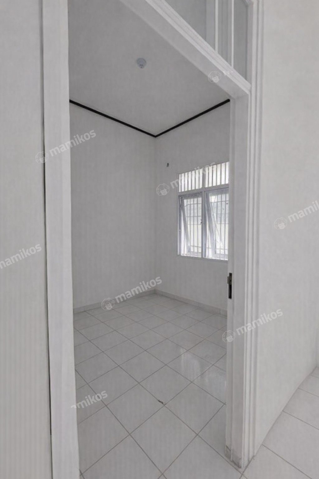 Rumah Sertifikat SHM 3 Kamar Tidur 1 Kamar Mandi Pondok Kelapa Jakarta Timur - Photo 3
