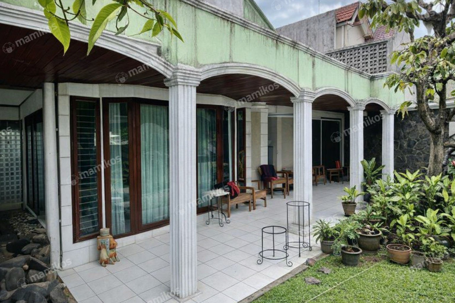 Rumah Sertifikat SHM 4 Kamar Tidur 4 Kamar Mandi Kalibata Jakarta Selatan