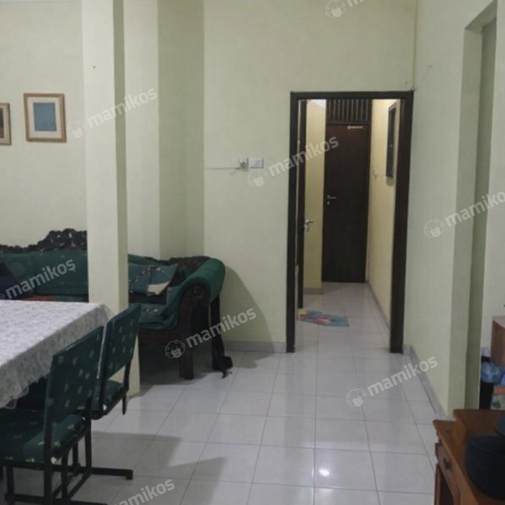 Rumah Sertifikat SHM 8 Kamar Tidur 4 Kamar Mandi Gandaria Jakarta Selatan - Photo 3
