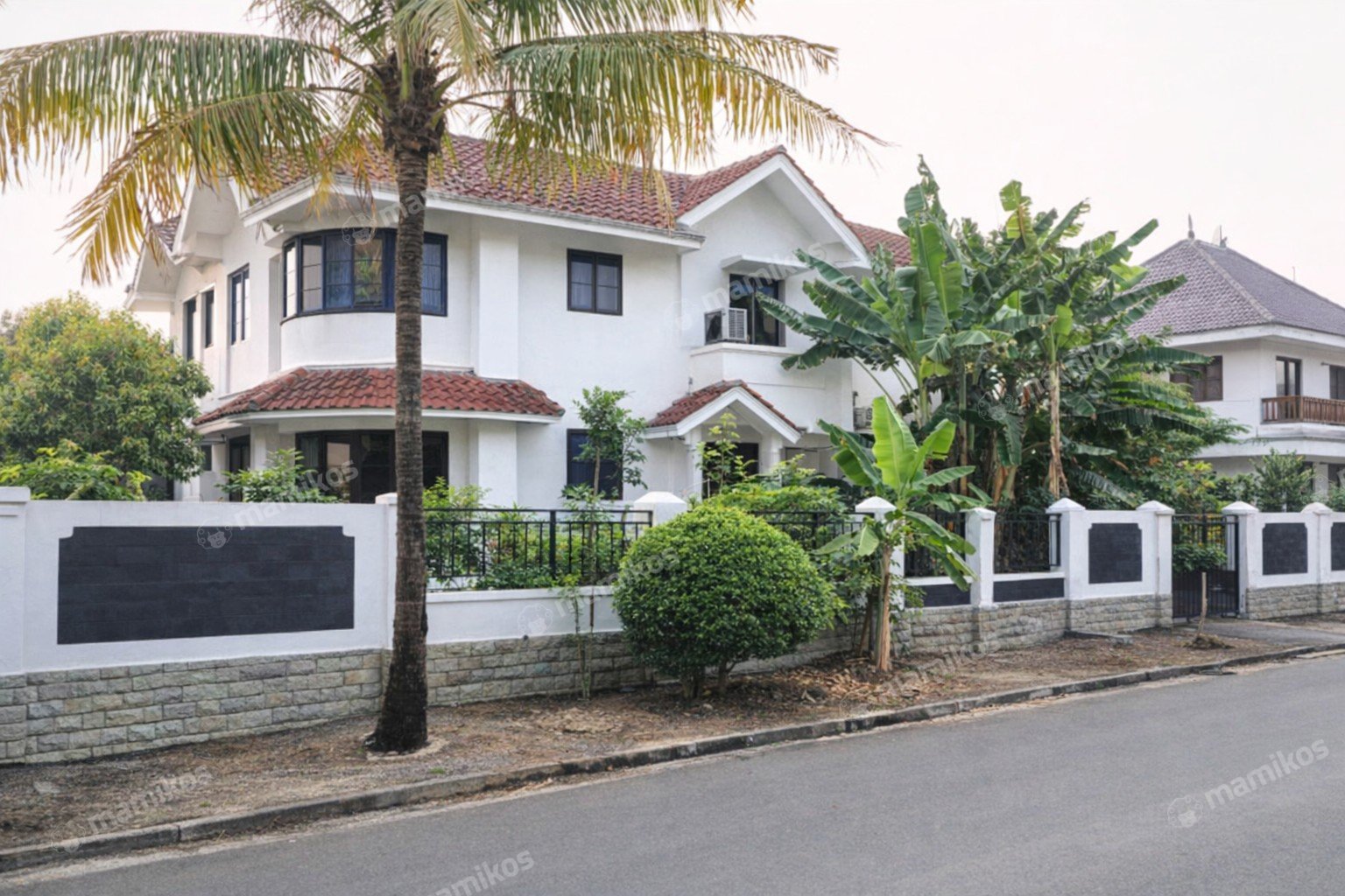 Rumah Sertifikat SHM 6 Kamar Tidur 6 Kamar Mandi Cinere Jakarta Selatan - Photo 2