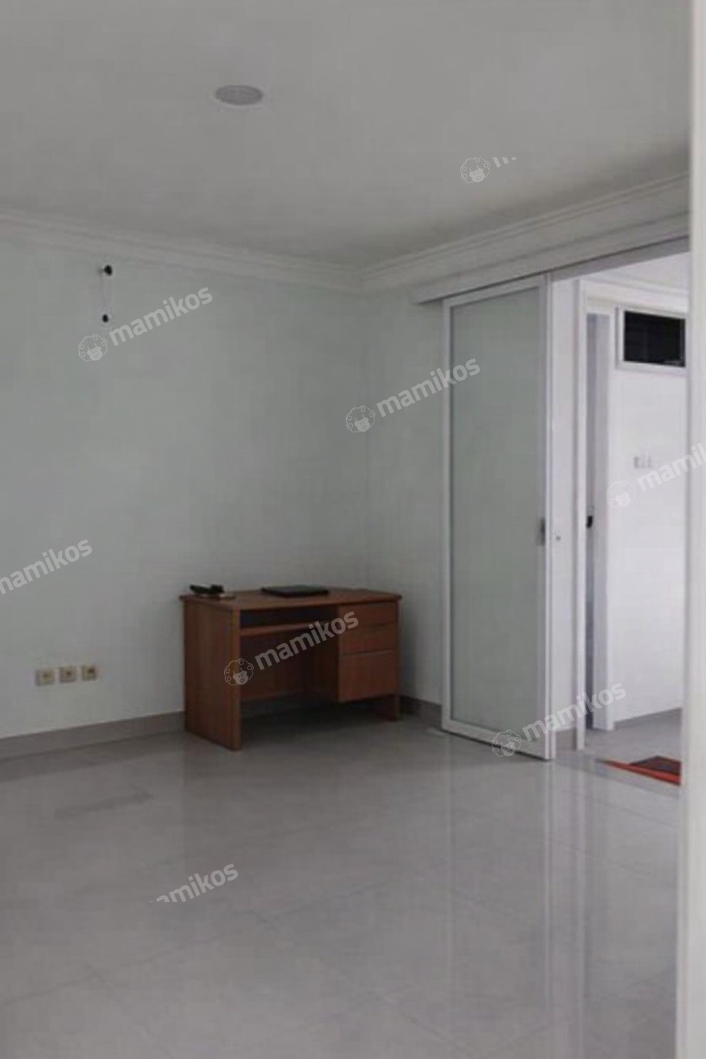 Rumah Sertifikat SHM 3 Kamar Tidur 3 Kamar Mandi Duren Sawit Jakarta Timur - Photo 5