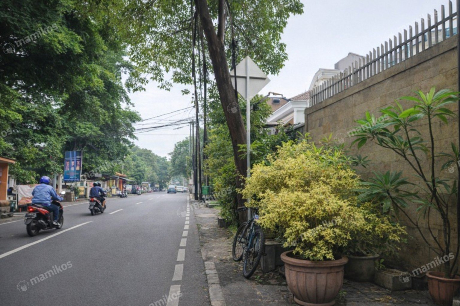 Rumah Sertifikat HGB 4 Kamar Tidur 4 Kamar Mandi Kayu Putih Jakarta Timur - Photo 3