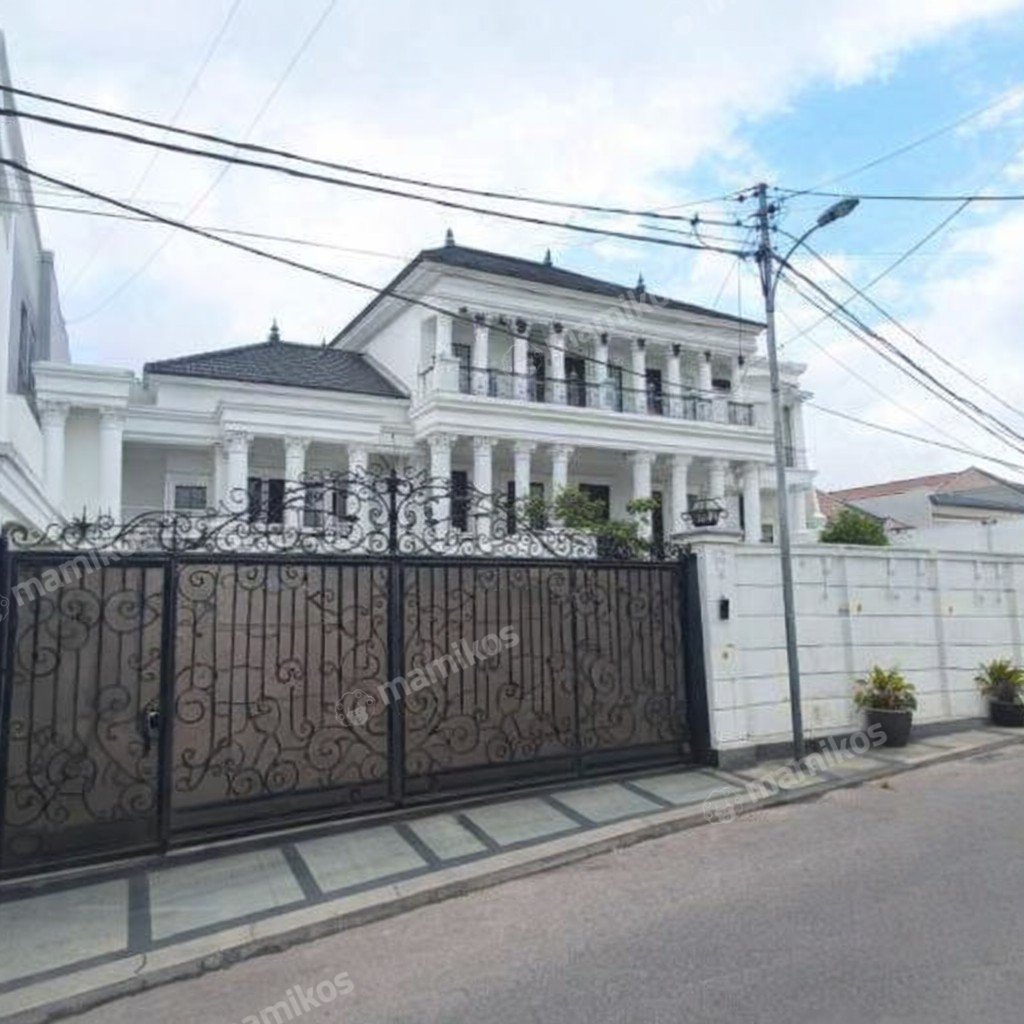 Rumah Sertifikat SHM 4 Kamar Tidur 5 Kamar Mandi Gandaria Jakarta Selatan - Photo 3