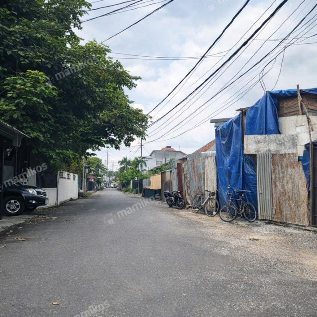 Rumah Sertifikat SHM 4 Kamar Tidur 4 Kamar Mandi Duri Kepa Jakarta Barat - Photo 3