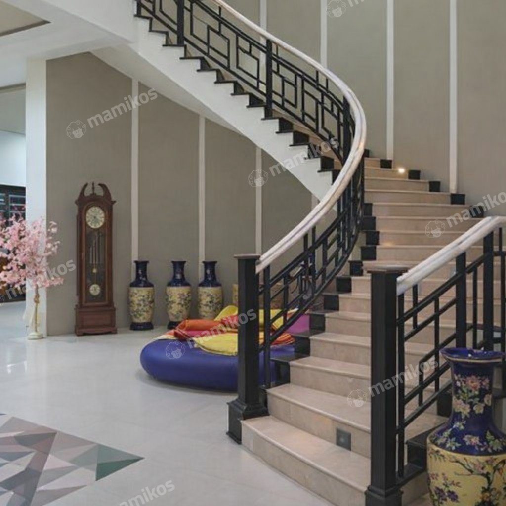 Rumah Sertifikat SHM 5 Kamar Tidur 6 Kamar Mandi Pantai Indah Kapuk Jakarta Utara