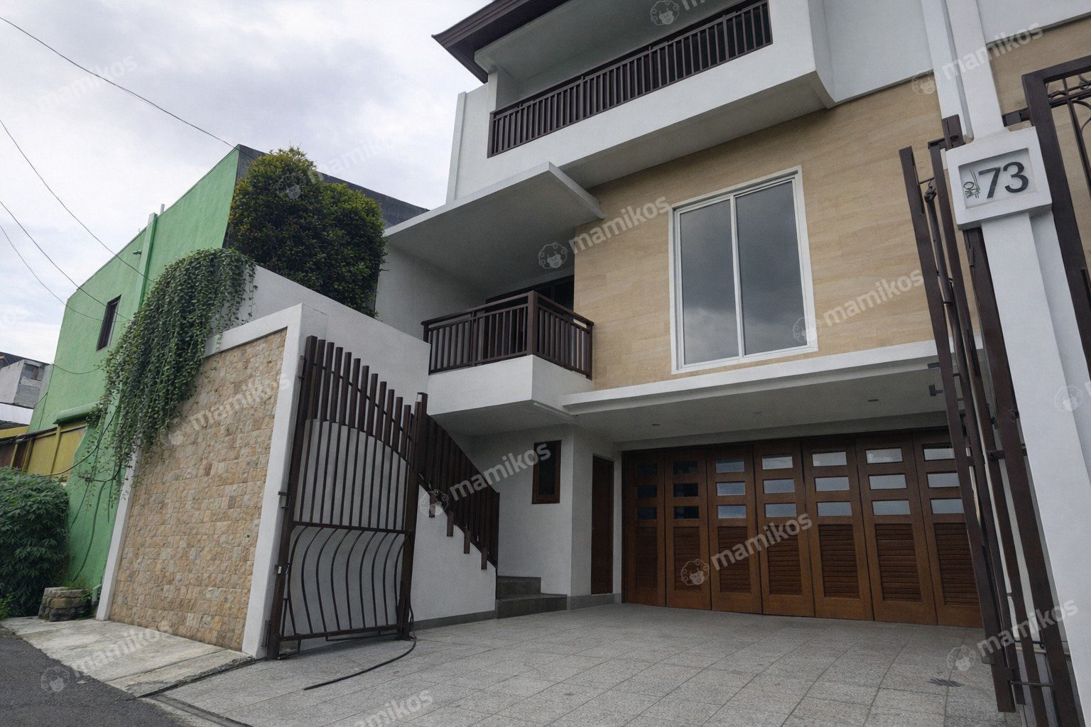 Rumah Sertifikat SHM 4 Kamar Tidur 4 Kamar Mandi Ampera Jakarta Selatan