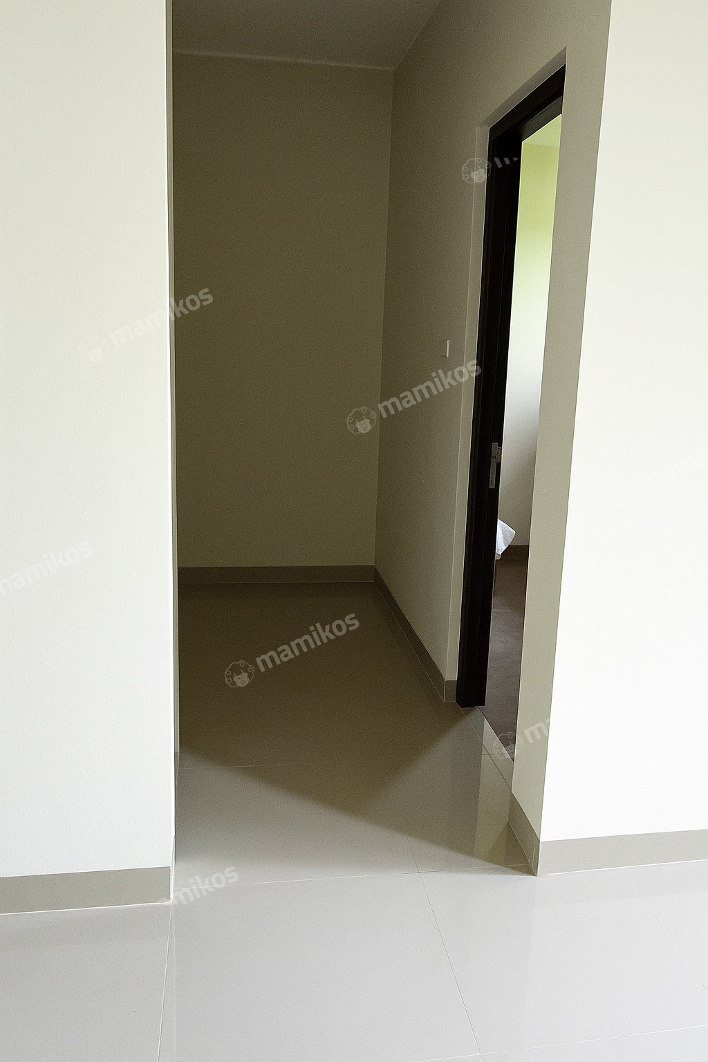 Rumah 4 Kamar Tidur 3 Kamar Mandi 2 Lantai Daan Mogot Jakarta Barat - Photo 2
