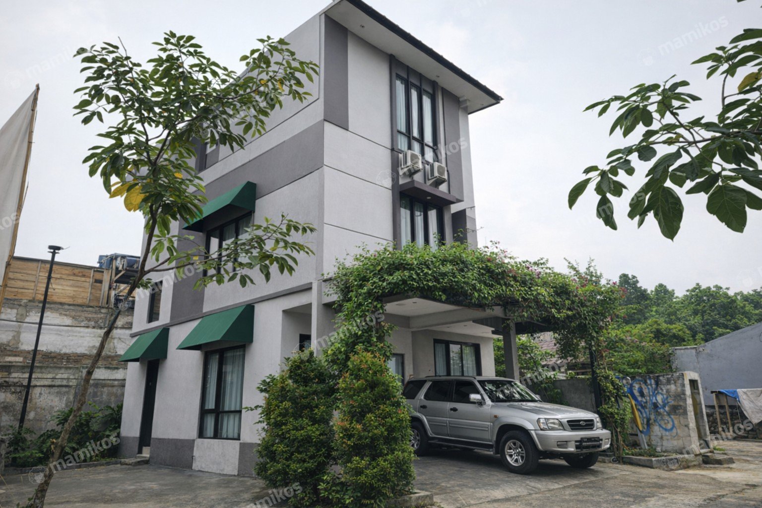 Rumah Sertifikat SHM 3 Kamar Tidur 2 Kamar Mandi Kebayoran Baru Jakarta Selatan - Photo 2