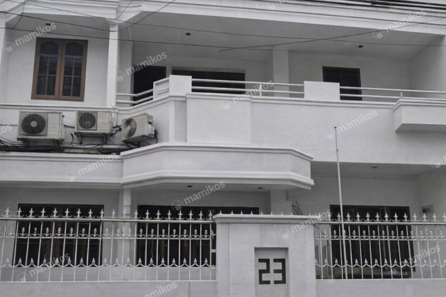 Rumah Sertifikat SHM 2 Lantai Tomang Jakarta Barat - Photo 5