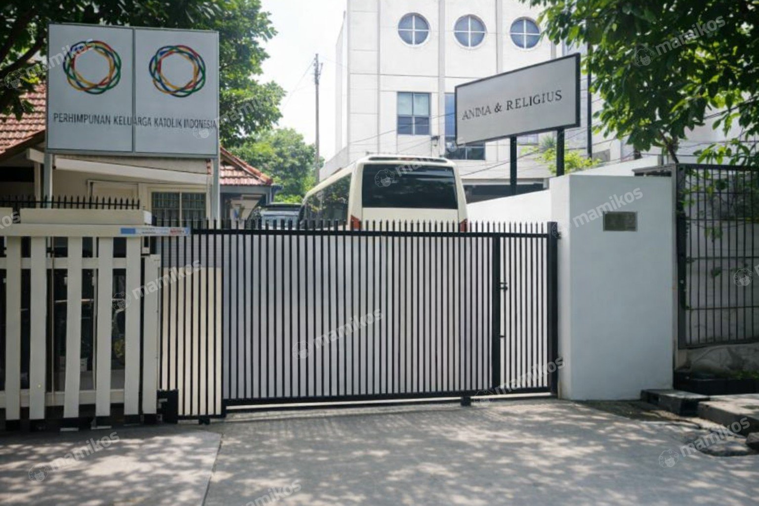 Rumah Sertifikat SHM 5 Kamar Tidur 5 Kamar Mandi Setiabudi Jakarta Selatan - Photo 4