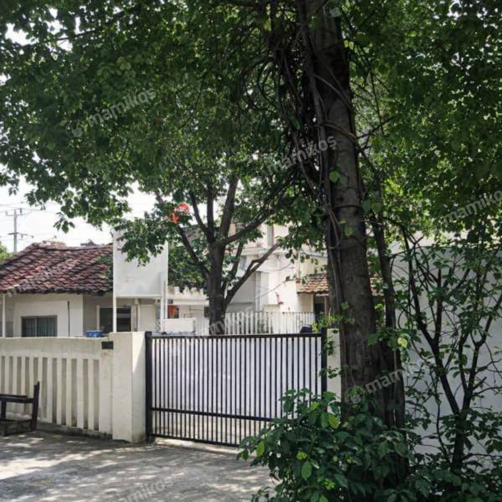 Rumah Sertifikat SHM 5 Kamar Tidur 5 Kamar Mandi Setiabudi Jakarta Selatan - Photo 5