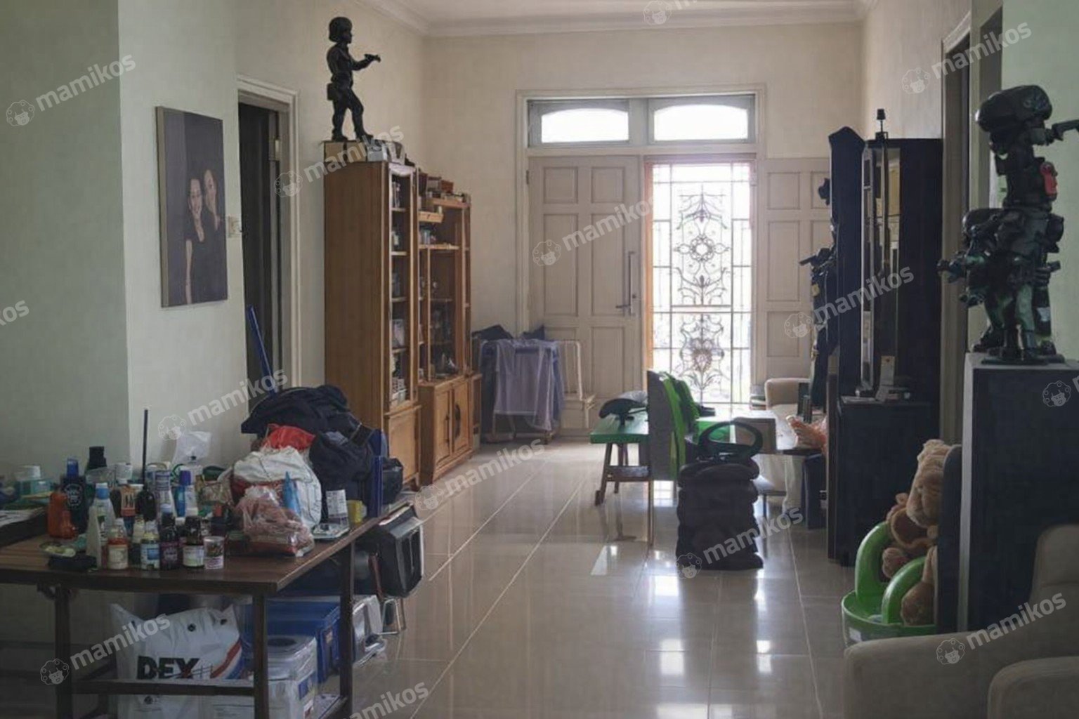 Rumah Sertifikat SHM 9 Kamar Tidur 3 Kamar Mandi Pegadungan Jakarta Barat