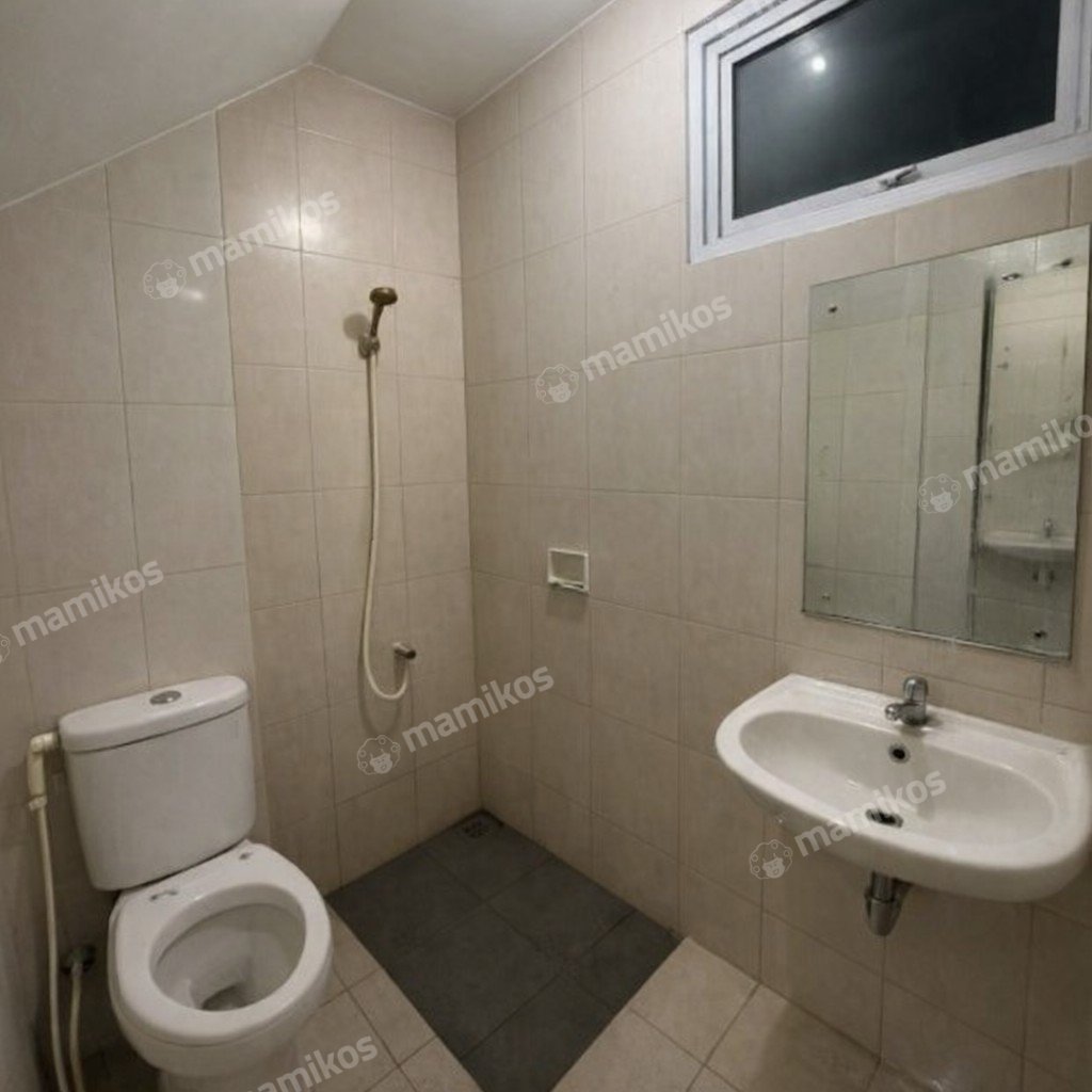 Rumah Sertifikat SHM 4 Kamar Tidur 2 Kamar Mandi Legenda Wisata Jakarta Timur - Photo 5