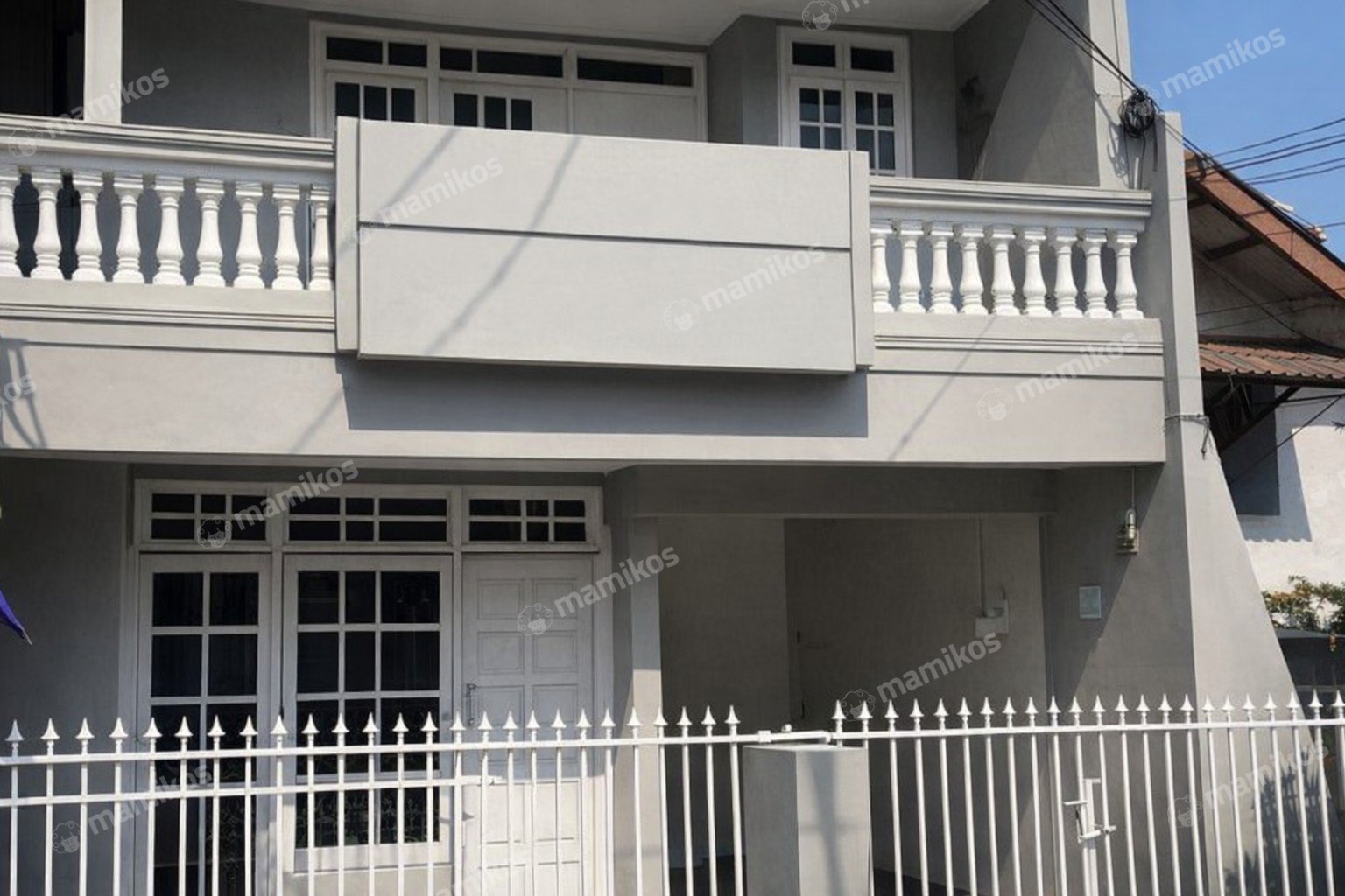 Rumah Sertifikat SHM 4 Kamar Tidur 2 Kamar Mandi Kemanggisan Jakarta Barat