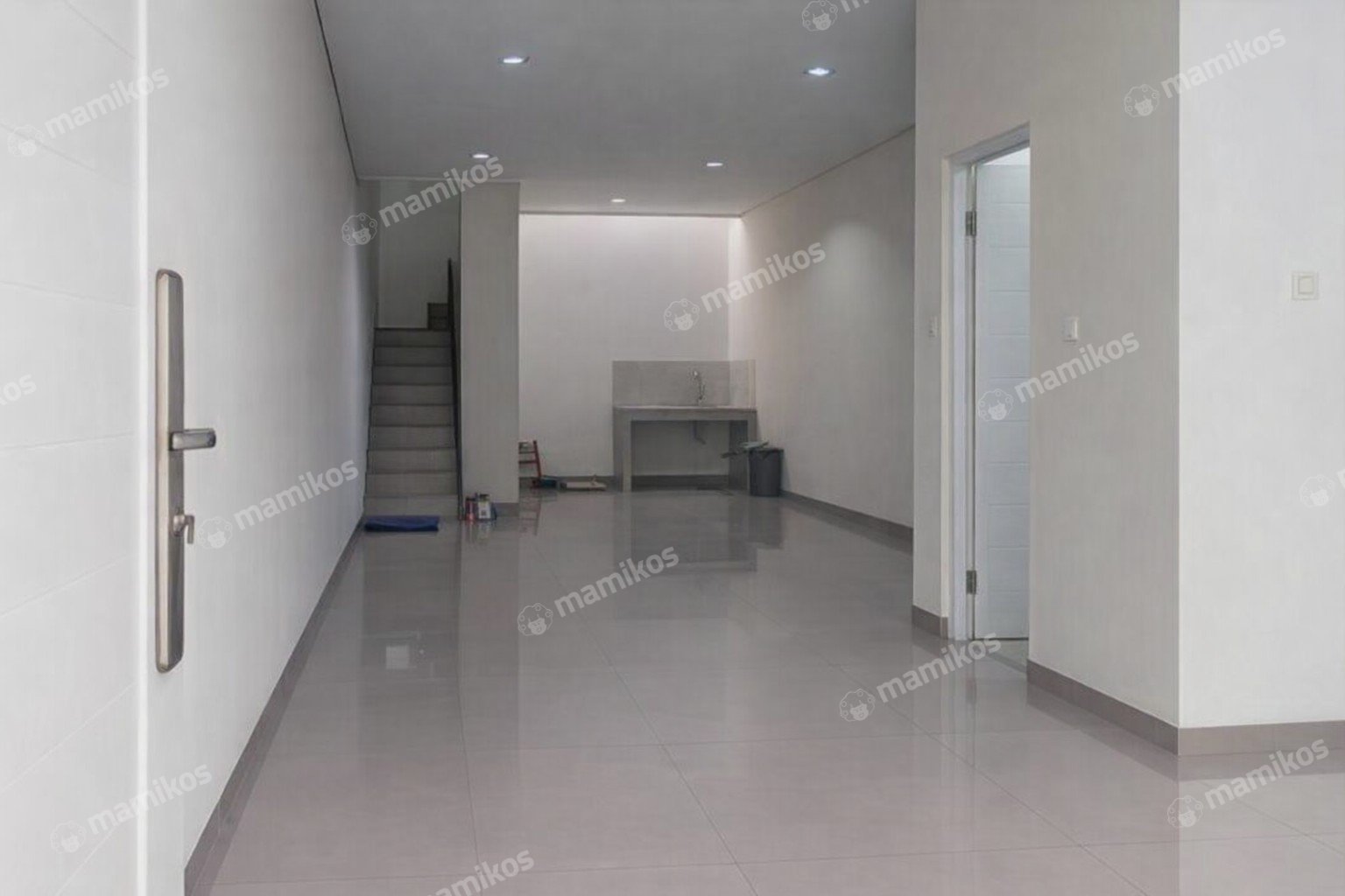Rumah Sertifikat SHM 3 Kamar Tidur 3 Kamar Mandi Kelapa Gading Jakarta Utara - Photo 2