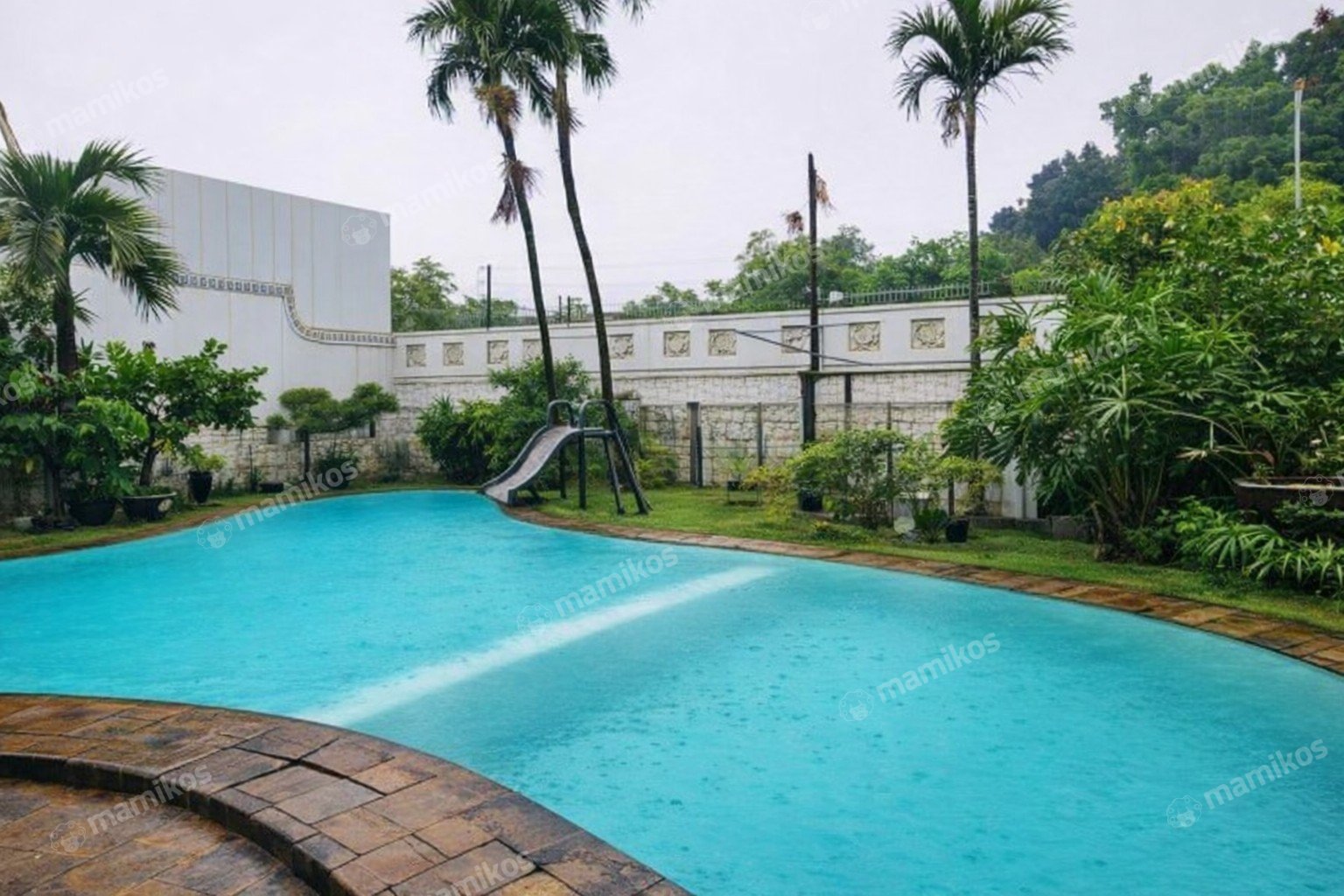 Rumah 4KT 3KM Pondok Indah Jakarta Selatan